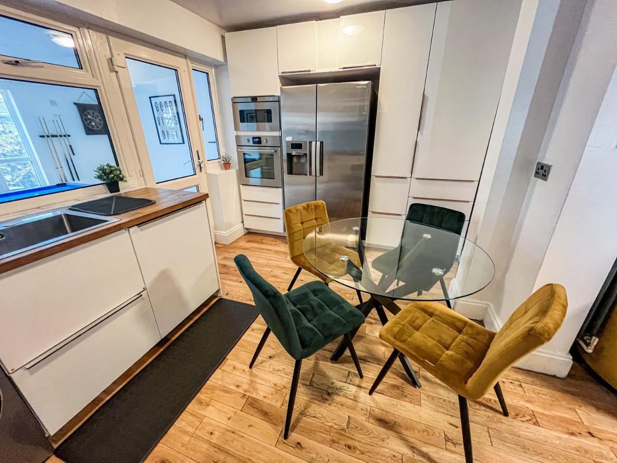 Case de vacanță Swanky Townhouse In The Heart Of East Londra
